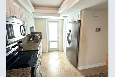 333 NE 21st Avenue #1704, Deerfield Beach, FL 33441 - Photo 10