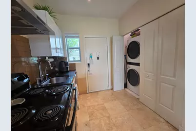 1045 Lenox Avenue #6, Miami Beach, FL 33139 - Photo 6