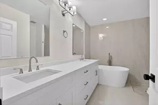 6647 Boca Hermosa Ln, Boca Raton, FL 33433 - Photo 14