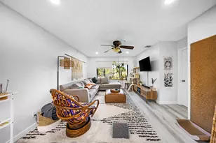 11477 NW 39th Ct, Coral Springs, FL 33065 - Photo 2