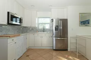 245 Cortez Rd, West Palm Beach, FL 33405 - Photo 6
