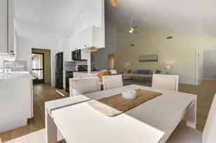 137 Harbourside Cir, Jupiter, FL 33477 - Photo 10