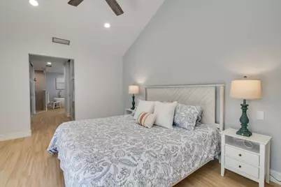 137 Harbourside Circle, Jupiter, FL 33477 - Photo 12