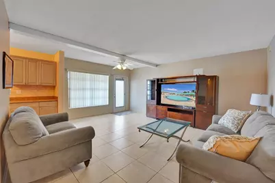 1300 N 12th Court #7b, Hollywood, FL 33019 - Photo 2