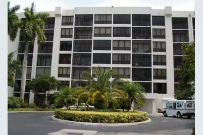5951 Wellesley Park Drive #304, Boca Raton, FL 33433 - Photo 2