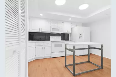 5951 Wellesley Park Drive #304, Boca Raton, FL 33433 - Photo 4