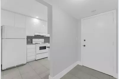 200 Jacaranda Country Club Drive Drive #3c, Plantation, FL 33324 - Photo 12
