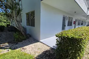 101 Northampton F, West Palm Beach, FL 33417 - Photo 2