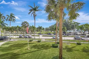 15 S Golfview Rd, Lake Worth, FL 33460 - Photo 6