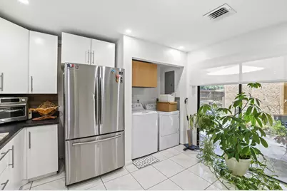 8061 NW 71st Court, Tamarac, FL 33321 - Photo 32