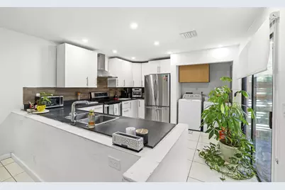 8061 NW 71st Court, Tamarac, FL 33321 - Photo 34