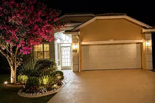 822 NW Sorrento Ln NW, Port Saint Lucie, FL 34986 - Photo 1