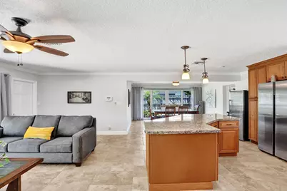 700 SE 5th Avenue, Pompano Beach, FL 33060 - Photo 10