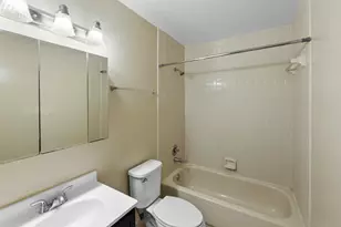 818 Meadows Cir, Boynton Beach, FL 33436 - Photo 12