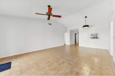 8515 Lake Point Court, Lake Worth, FL 33467 - Photo 6