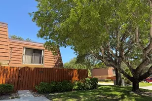 3013 30th Ct, Jupiter, FL 33477 - Photo 2