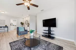 412 Broward Ave, Greenacres, FL 33463 - Photo 6