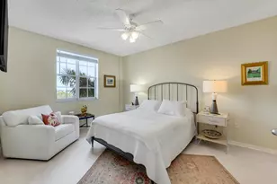 616 Clearwater Park Rd, West Palm Beach, FL 33401 - Photo 8