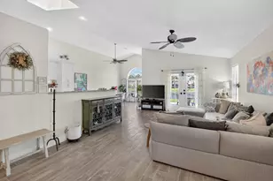 12378 Pleasant Green Way, Boynton Beach, FL 33437 - Photo 10