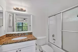 1681 Balfour Point Dr, West Palm Beach, FL 33411 - Photo 14