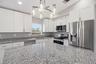 2805 SE Carroll St, Stuart, FL 34997 - Photo 6