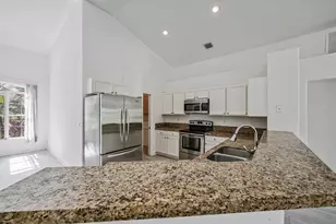8671 155th Pl N, Palm Beach Gardens, FL 33418 - Photo 72