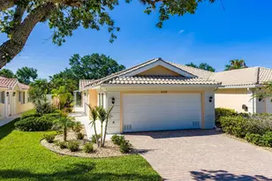 8439 SE Retreat Dr, Hobe Sound, FL 33455 - Photo 2