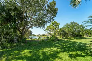 8439 SE Retreat Dr, Hobe Sound, FL 33455 - Photo 36