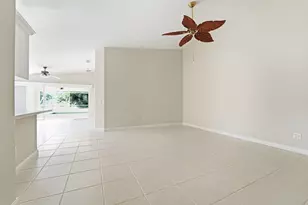 8439 SE Retreat Dr, Hobe Sound, FL 33455 - Photo 8