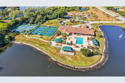 6069 Parkwalk Drive, Boynton Beach, FL 33472 - Photo 6