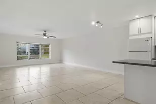 3851 NW 84th Ave, Sunrise, FL 33351 - Photo 8