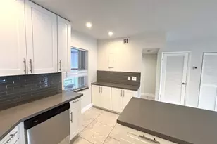 3851 NW 84th Ave, Sunrise, FL 33351 - Photo 6