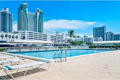 600 Parkview Drive #718, Hallandale Beach, FL 33009 - Photo 16