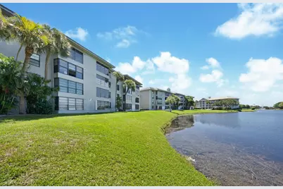 1528 Whitehall Drive #303, Davie, FL 33324 - Photo 1