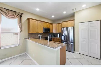 2111 SW 148th Avenue, Miramar, FL 33027 - Photo 12