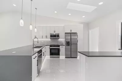 6371 Kings Gate Circle, Delray Beach, FL 33484 - Photo 2