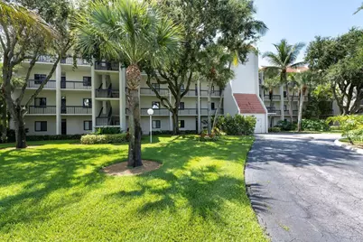 3050 Presidential Way #305, West Palm Beach, FL 33401 - Photo 22