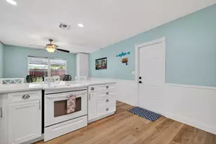 150 9th Ct, Vero Beach, FL 32962 - Photo 12