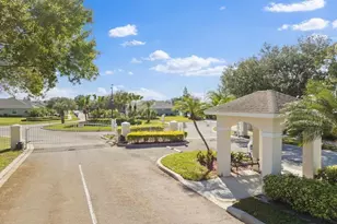5780 W 1st Sq Square SW, Vero Beach, FL 32968 - Photo 42