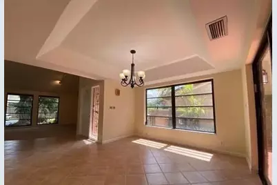 8321 SW 39th Court, Davie, FL 33328 - Photo 10