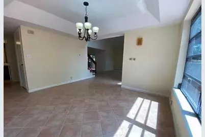 8321 SW 39th Court, Davie, FL 33328 - Photo 6