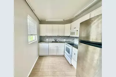 99 Brighton C, Boca Raton, FL 33434 - Photo 4
