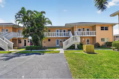 2111 NE 1st Court #204, Boynton Beach, FL 33435 - Photo 2