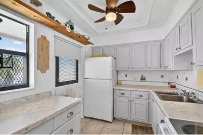 2111 NE 1st Court #204, Boynton Beach, FL 33435 - Photo 8