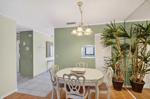 2111 NE 1st Ct, Boynton Beach, FL 33435 - Photo 14