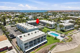 1300 Seaway Dr, Hutchinson Island, FL 34949 - Photo 32