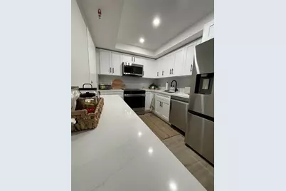 400 Kings Point Drive #1027, Sunny Isles Beach, FL 33160 - Photo 6