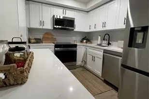 400 Kings Point Dr, Sunny Isles Beach, FL 33160 - Photo 6