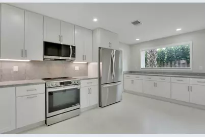 732 Pelican Way, North Palm Beach, FL 33408 - Photo 12