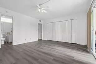 1038 Cambridge, Deerfield Beach, FL 33442 - Photo 14